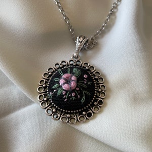 Hand Embroidered  Necklace,Handmade Embroidered Necklace,Embroidered Jewelry,Floral Embroidery Necklace,Embroidered Pendant ,HandmadeGift