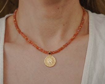 Collar piedra solar con colgante sol bañado en oro, collar naranja facetado, regalo para mujer, gargantilla de perlas pequeñas, minimalista