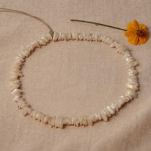 Mother of pearl necklace, shell splinter necklace for women