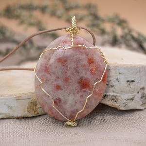 Sunstone healing stone necklace, gemstone necklace pendant with natural leather cord, gift for him and her