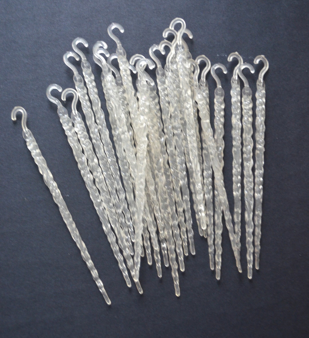 25 Vintage Clear Plastic Icicle Ornaments Etsy