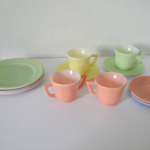 Vintage Hazel Atlas Children&#39;s Tea Set Little Hostess Pastel