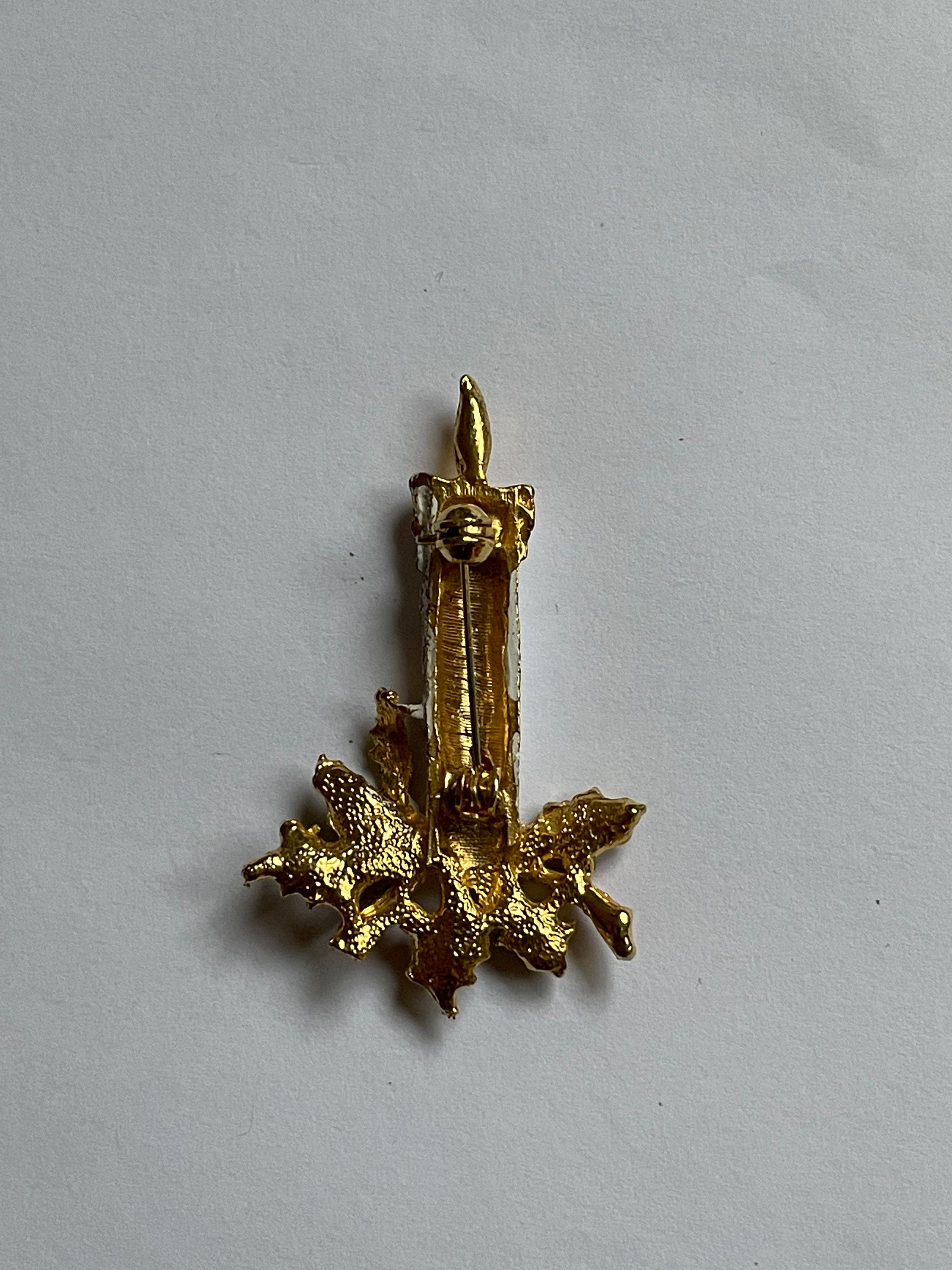 Vintage Gold Holiday Pin - Etsy