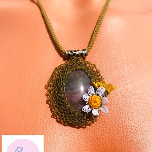 Crochet 3D  Daisy Flower Necklace,Natural Stone Chamomile Necklace,Green Crochet Necklace,Handmade Oya Jewelry,Flower Turkish Necklace