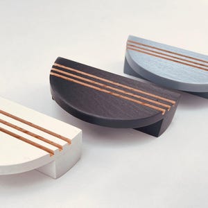 Linear Oak Half Moon Cabinet Handles: Modern Wooden Drawer Pulls