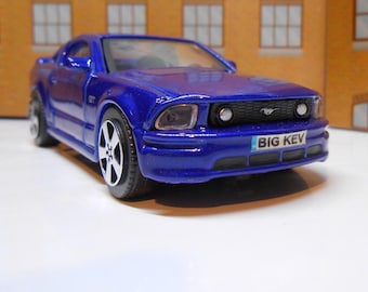 FORD MUSTANG toy car Personalised plates Model boy girl dad mom uncle grandad brother Birthday Christmas gift present New Boxed 1:43 scale