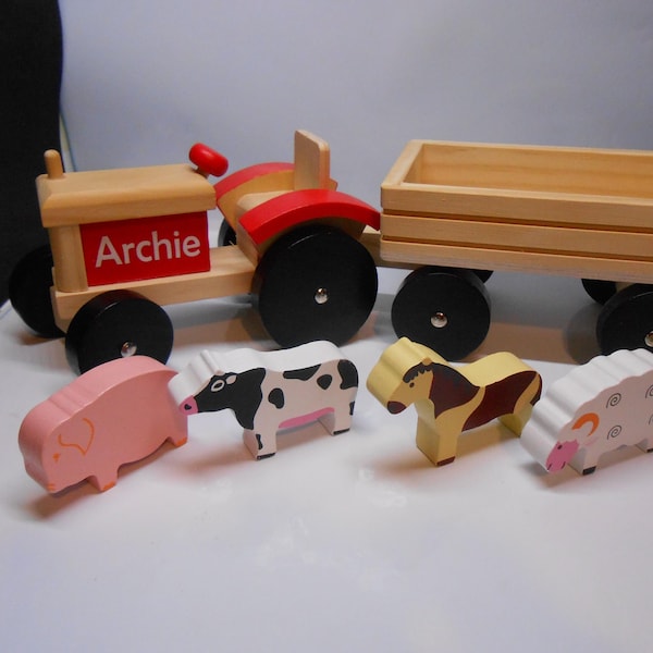 Coche de juguete preescolar de madera con nombre personalizado, tractor y animales de granja, CUALQUIER NOMBRE, coche de juguete para niño y niña, regalo de cumpleaños y Pascua, edad 18+ meses