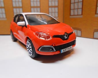 Renault CAPTUR Toy Car PERSONALISED PLATES  Model boy girl dad mom uncle grandad brother Birthday Christmas gift present Boxed 1:43 scale