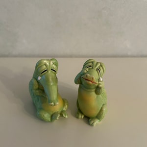 Vintage Crocodile Salt And Pepper Shakers Kitsch