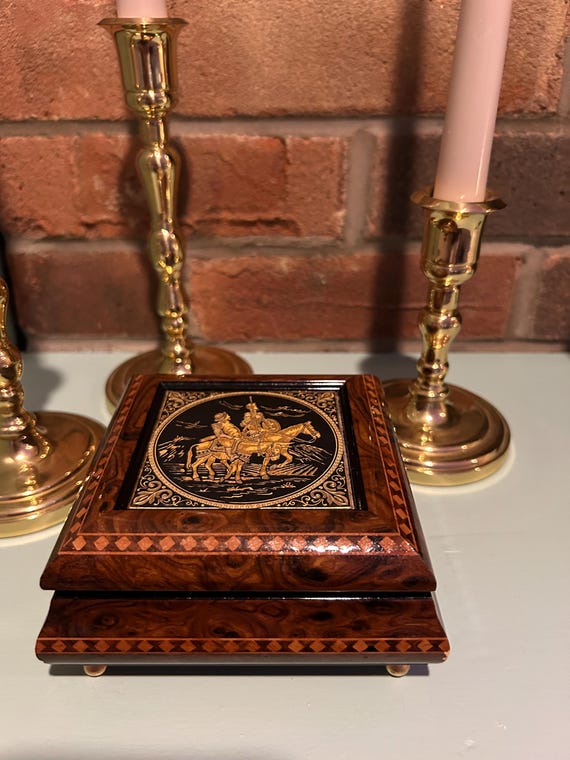 Toledo Damascene Damasquino Trinket Jewelry Box View 4