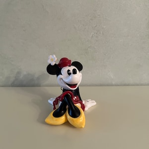 Minnie Mouse  Ceramic Figurine Vintage Disney