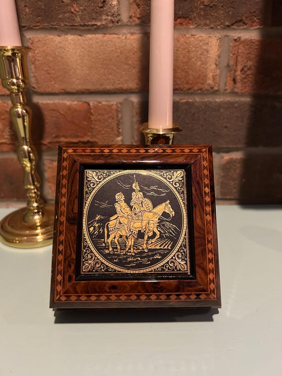 Toledo Damascene Damasquino Trinket Jewelry Box