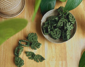 Monstera Plant Wall Clips | Houseplant Climbing Hooks | Boho Leaf Shaped Plant Support Training for Climbing Plants | Renter Friendly Gift