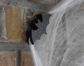 Bat Hanging Clips | Halloween Decor Wall Hooks | Hang Cob Webs,  Spider Webs, Lights and Halloween Decor | Renter Friendly Dorm Room Decor