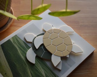 Sea Turtle Coaster Set | 3D Printed Coastal Drink Coasters (Set of 2 or 4)| Plastic Animal Decor