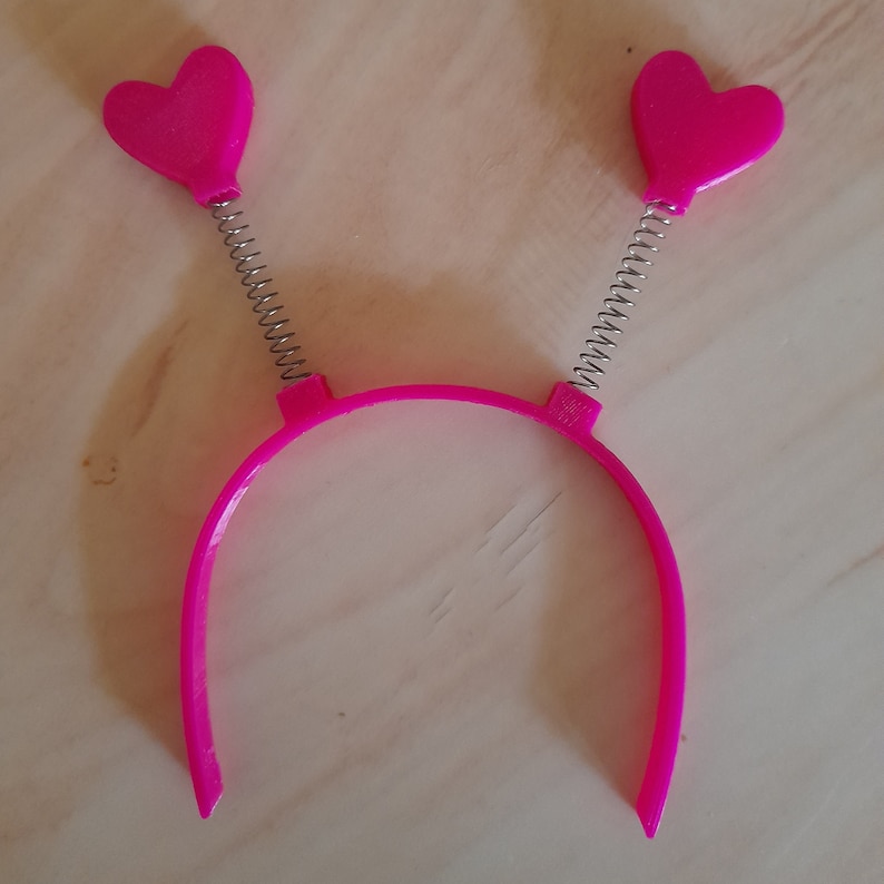 1:3 Scale Deeley Bopper hair band for Smart doll and others. Various designs and colours available. Hearts