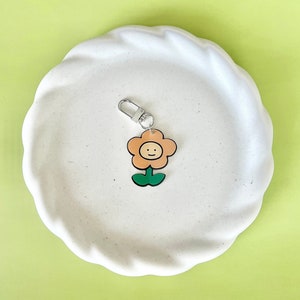 Smiley Flower Keychain | Acrylic Keychain | Cute Charm | Happy Face | Flower | Silver Keychains | Gift Idea
