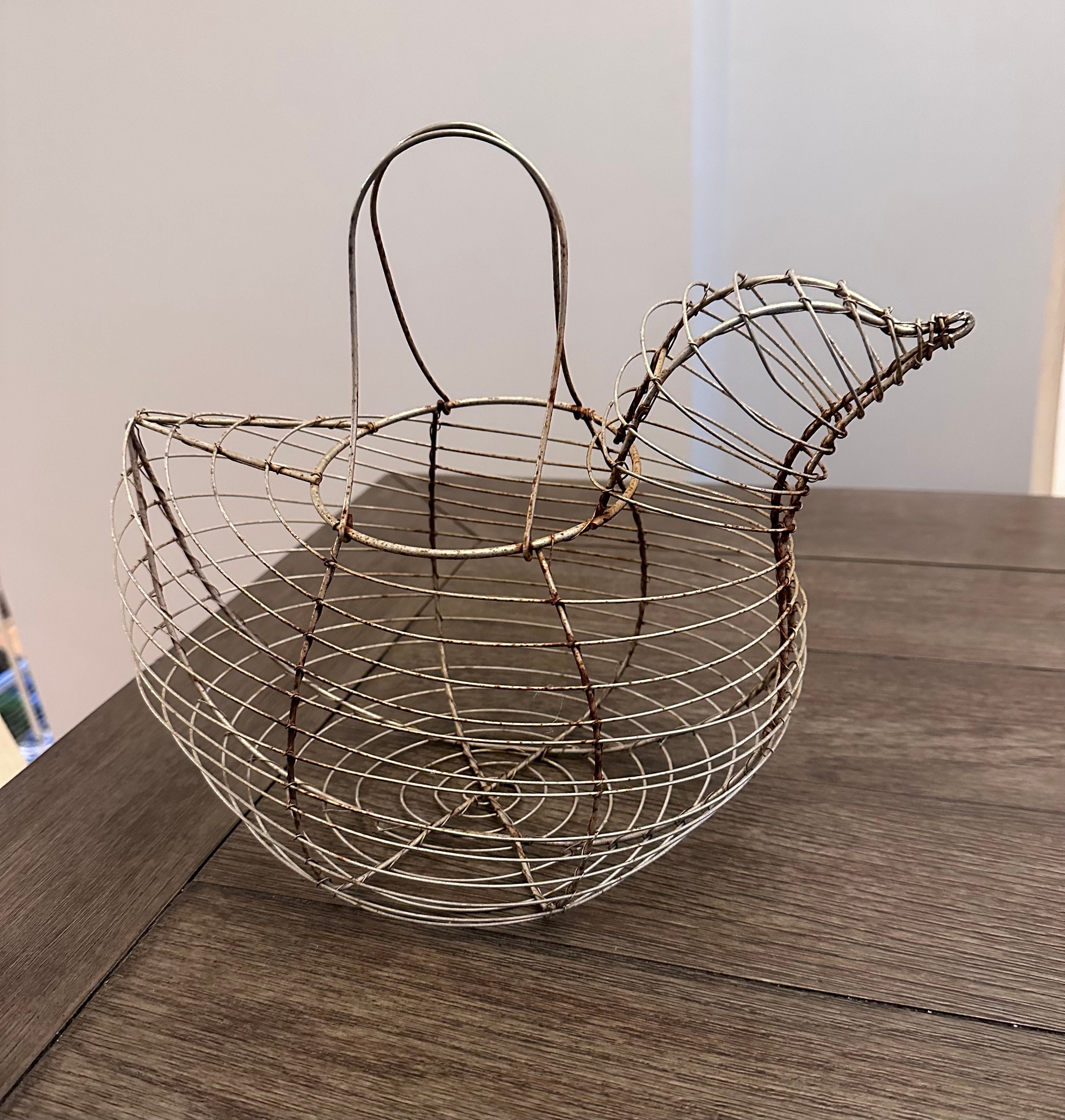 Vintage Metal Wire Farmhouse Chicken Egg Basket W/ Handles + Wooden Eggs