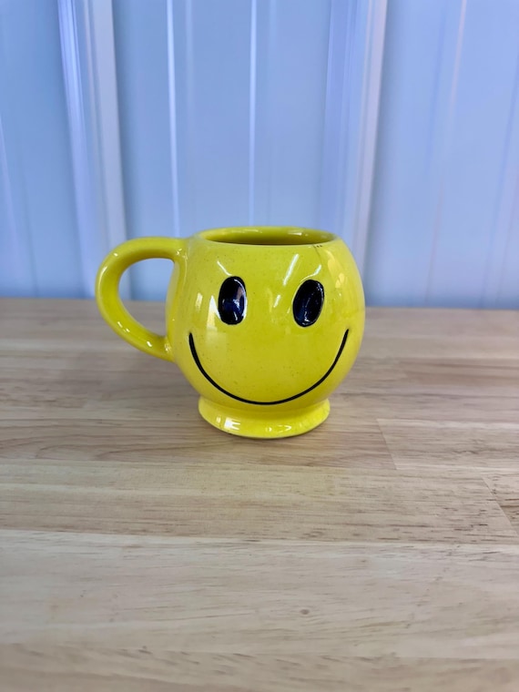 Vintage Mccoy Smiley Face Mug, Mccoy Coffee Cup, Smiley Face Cup