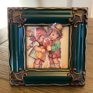 Vintage Hummel 3D Paper Tole Art: Framed Love Characters