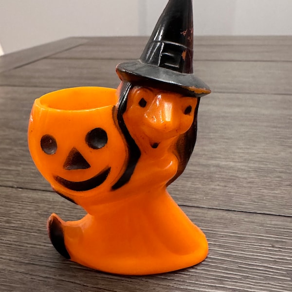 Vintage Rosbro Halloween Witch Candy Container, Rosbro Halloween Container, Rosbro Witch, Rosbro Witch holding pumpkin