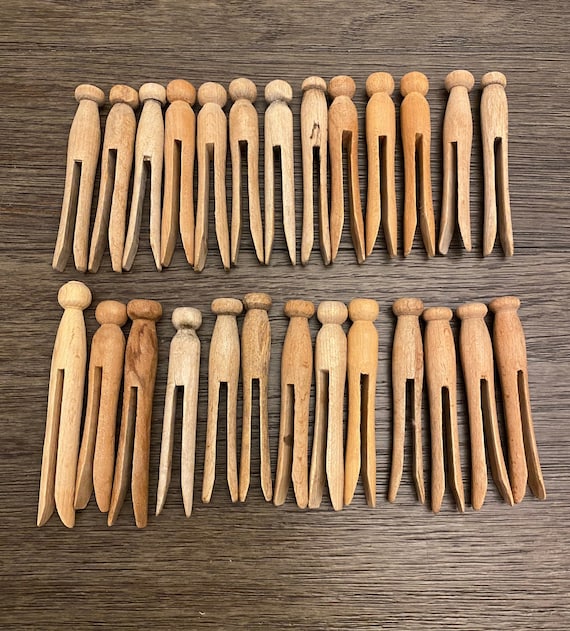 Vintage Wooden Clothespins, Round Wood Clothespins, Vintage Farmhouse  Decor, Clothespins, Wooden Clothespin Craft Supplies, T7 