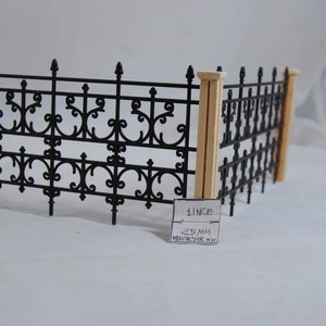 Victorian Fence Post - FENCE NOT INCLUDED   1/12 scale dollhouse miniature