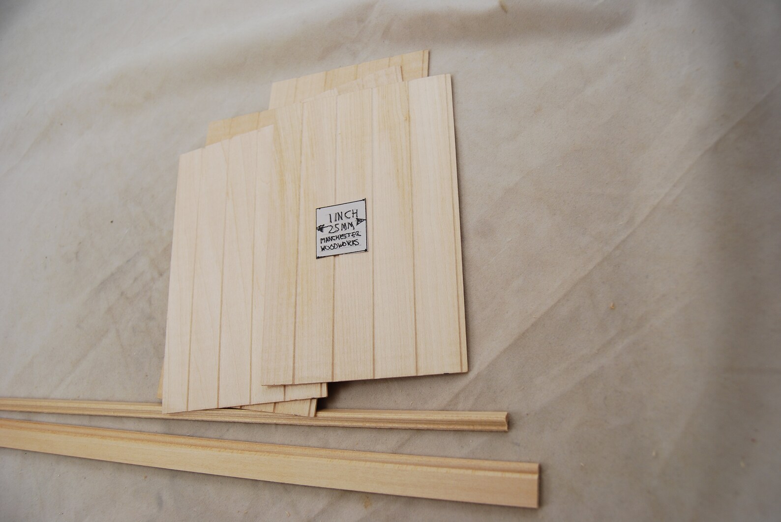 Kit Wainscot A In Scala 1/12 Per Casa Delle Bambole – 3 Telai, Guida Sedia E Battiscopa (Manchester Wood Works)