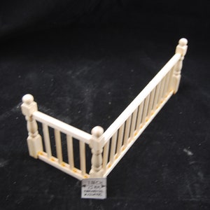 Assembled Railing for Right Side - 1/12 scale dollhouse miniature RRAS