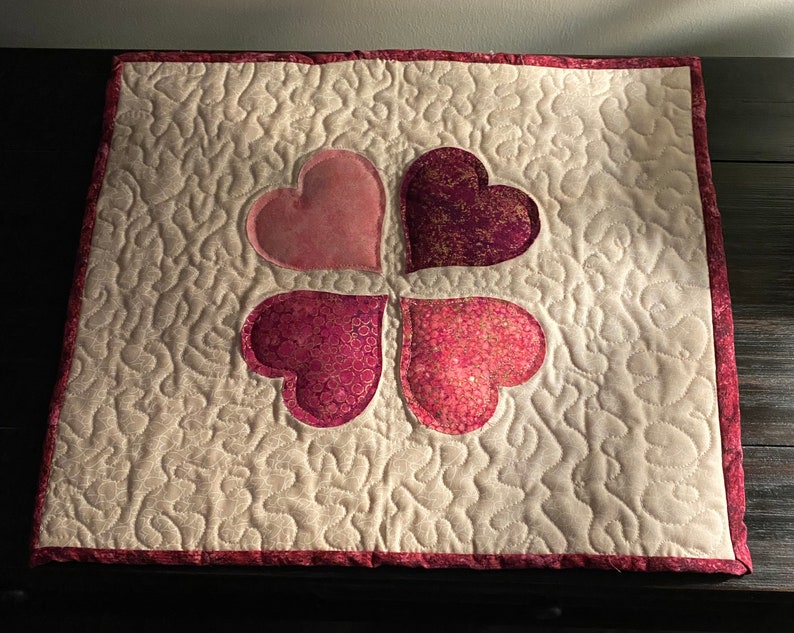 Heart, Valentines Quilted Wall Hanging- Handmade - Etsy