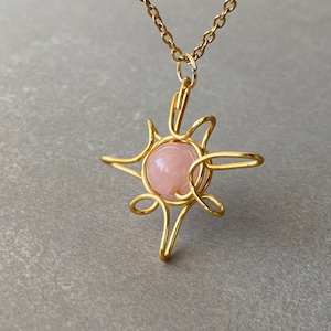 Healing Crystal Necklace Women Rose Quartz Heart Chakra Necklace Elegant Gemstone Pendant Chain Necklace 14K Gold Layering Necklace Gift Her