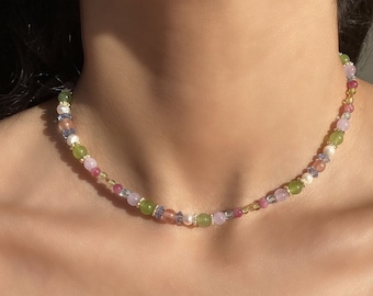 Collana di perle d'acqua dolce, collana di pietre preziose boho fatta a mano, regalo di anniversario per lei, cristalli curativi - Italia