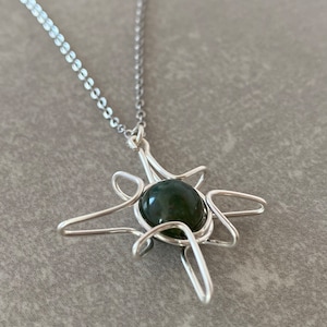 Christmas Necklace Crystal Sun Necklace Women Healing Crystal Necklace Wire Wrapped Necklace Moss Agate Sun Necklace Silver Sun Necklace