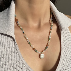 Cute Many Color Quartz Necklace Women and Mother of Pearl Pendant Necklace Women and Multicolor Agate Necklace Women and Rainbow Necklace