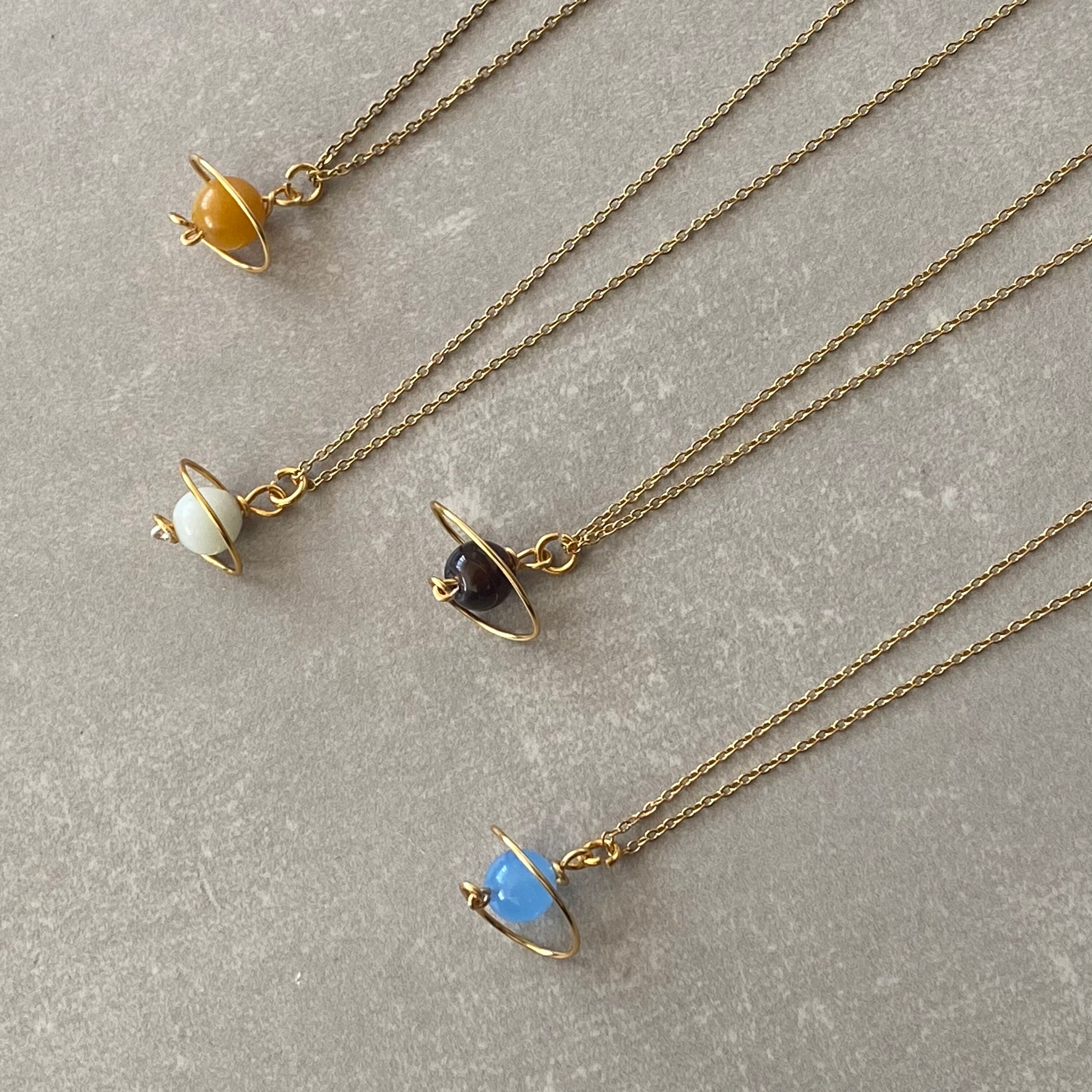 ブルーカルセドニー土星ネックレス、天体水晶ペンダント - Etsy 日本