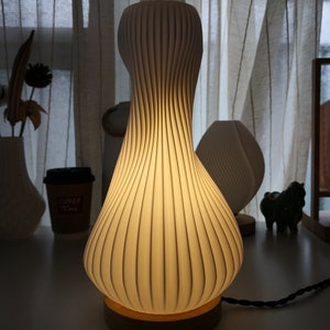 Gefaltete Hulu Tischlampe Retro Design Leuchte für Schlafzimmer, Wohnzimmer 3D gedruckte Lampe Bild 8