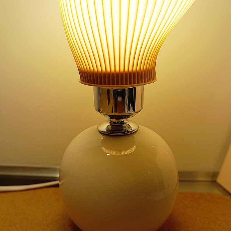 Mushroom Lamp Retro Table Lamp Art Deco Lamp 3D Printed Shade Ceramic Base Mushroom Lamp Shade 5W LED Bulb image 2
