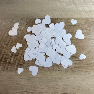 Petits coeurs en papier blanc chatoyant de 100 pièces, mini coeurs en papier découpé, coeurs découpés, confettis, perforations coeur