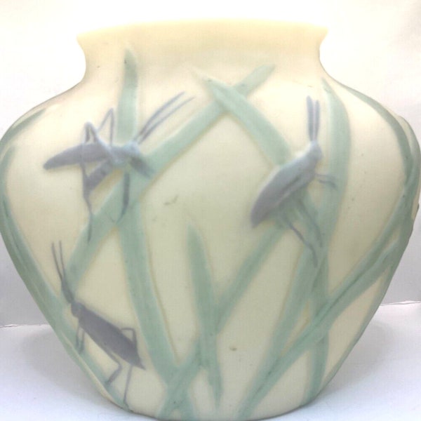 ANTIQUE PHOENIX Consolidated Art Glass Grasshopper Cicada Katydid Vase 1930's