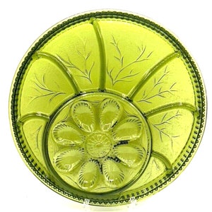 Indiana Glass Co Deviled Egg Hors D&#39;Oeuvre Tray Olive Avocado Green 12&quot;