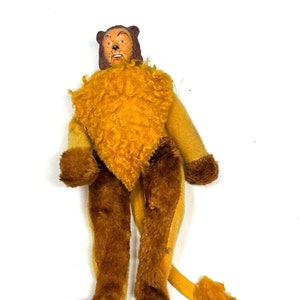 Vintage 1974 Mego Wizard of Oz Action Figure - Cowardly Lion with Shoes