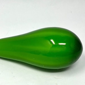 Hand Blown GLASS Green Zucchini Vegetable 5.5&quot;.Art Crafted Table Decor
