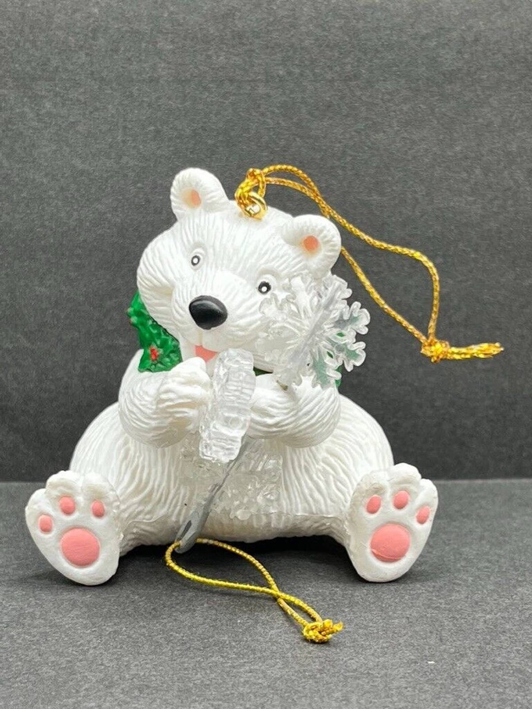 Vintage Polar Bear Ornament Snowflakes Christmas Wreath White Westmar