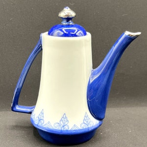 Blue & White Porcelain Tea Pot for One Bombay Co Arabesque Tile Pattern 6&quot; as-is