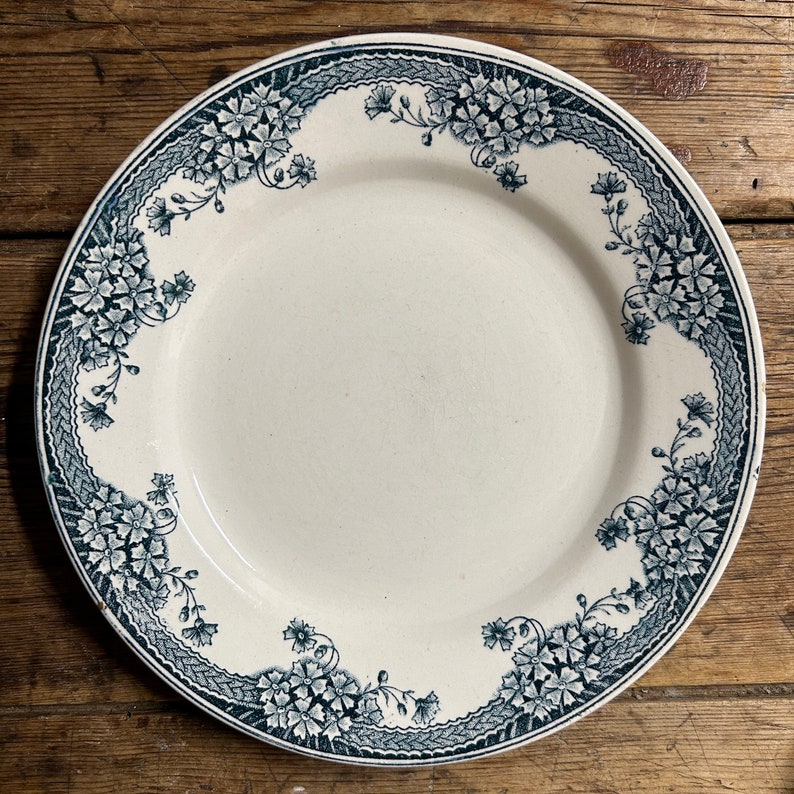 Terre de Fer créer votre composition sur mesure Assiette plate second choix Modèle 7