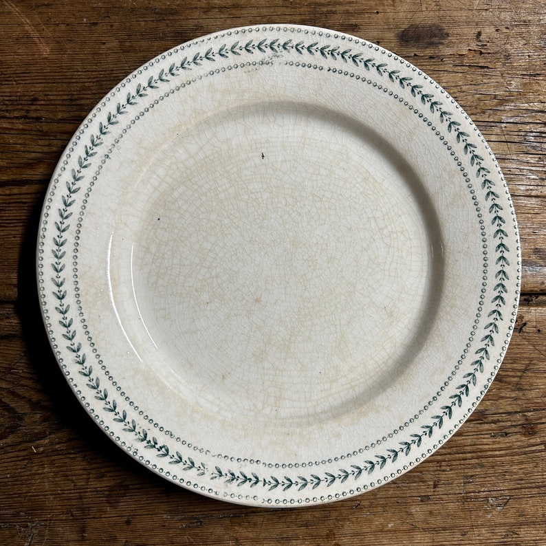 Terre de Fer créer votre composition sur mesure Assiette plate second choix Modèle 8