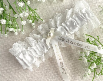 Personalised Garter - White and Gold - Wedding Gift for the Bride - Ideas Presents