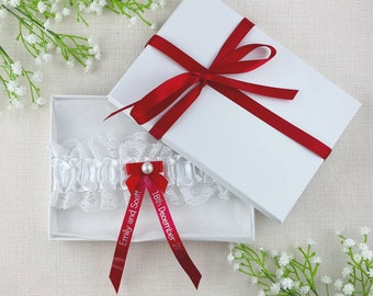 Personalised Garter - White and Red - Wedding Gift for the Bride - Ideas Presents - Gift Boxed!