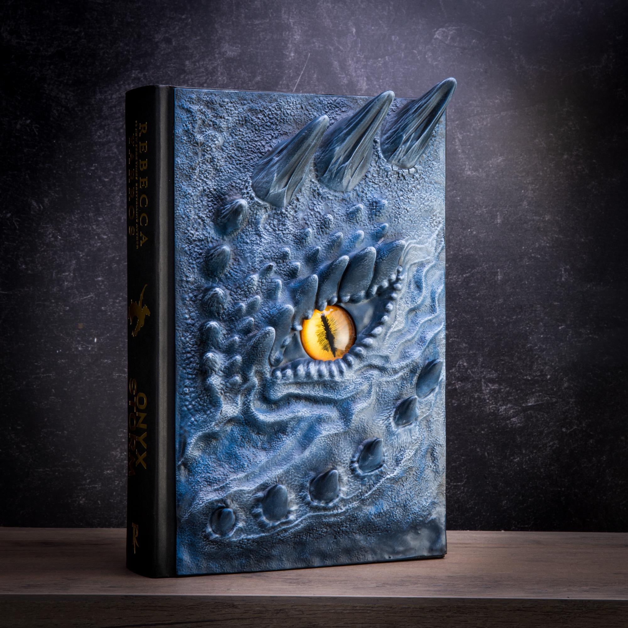 Onyx Storm Special Edition Custom Hardcover Novel - Limited Edition Gift for Book Lovers