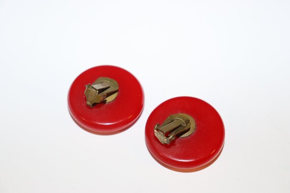 Vintage Cherry Red 1 1/4" Round Bakelite Clip On … - image 3